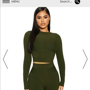 Naked wardrobe SNATCHED collection crop top